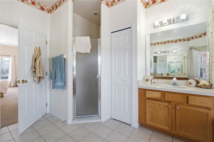 Image No.28-4 Bed Property for sale