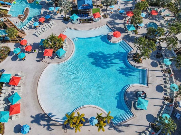 Image No.56-7 Bed Property for sale