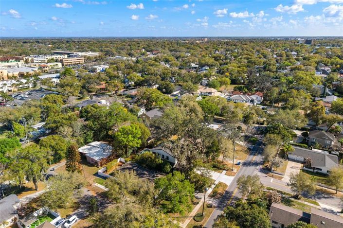 Image No.19-5 Bed Property for sale