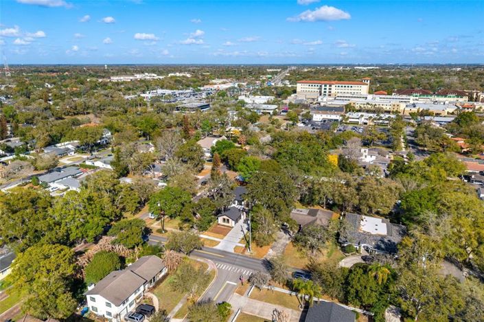 Image No.20-5 Bed Property for sale