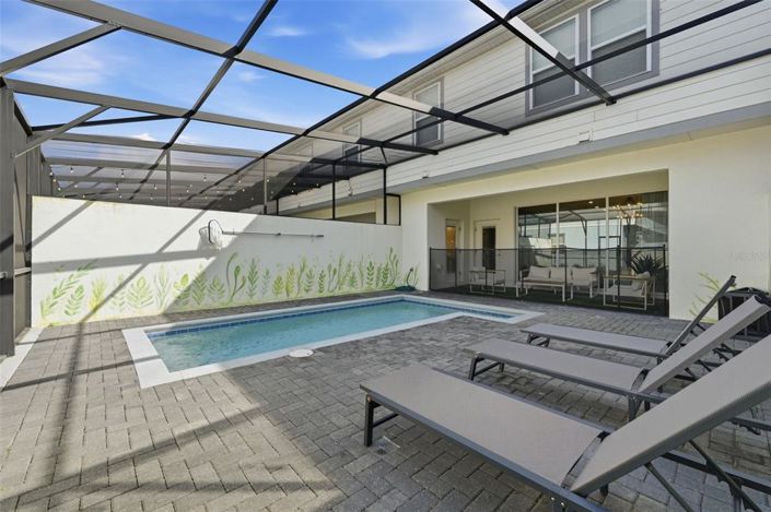 Image No.41-5 Bed Townhouse for sale