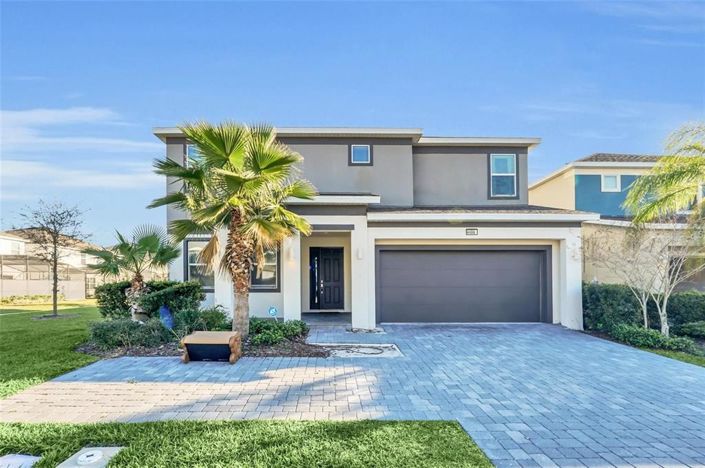 Image No.45-8 Bed Property for sale