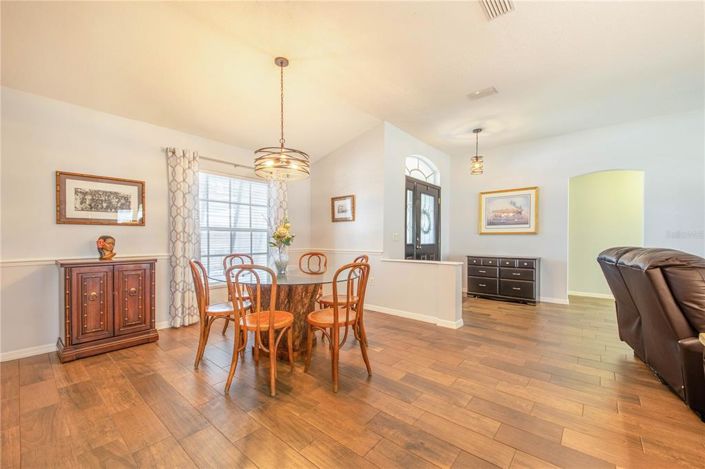 Image No.34-3 Bed Property for sale