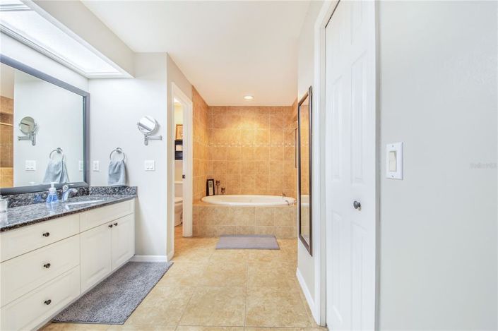 Image No.42-3 Bed Property for sale