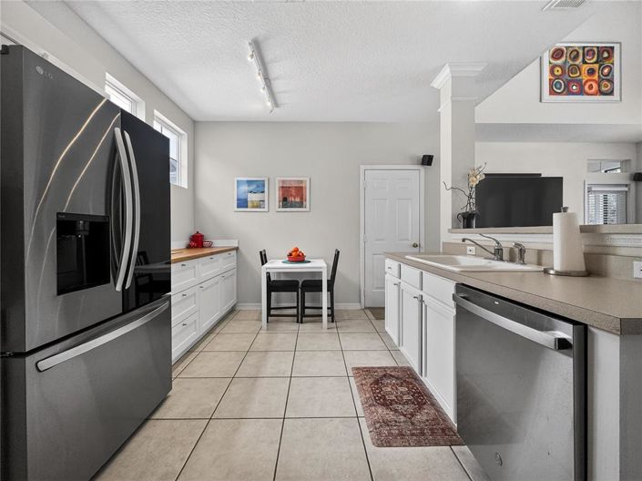 Image No.24-4 Bed Property for sale