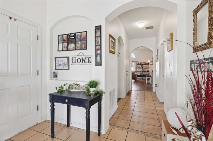 Image No.6-4 Bed Property for sale