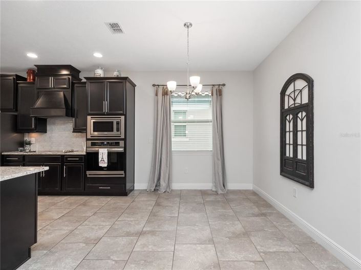 Image No.13-4 Bed Property for sale