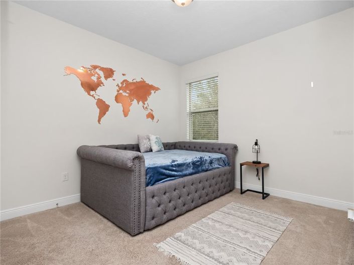 Image No.19-4 Bed Property for sale