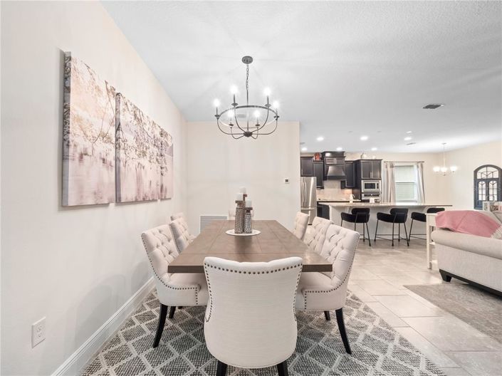 Image No.8-4 Bed Property for sale