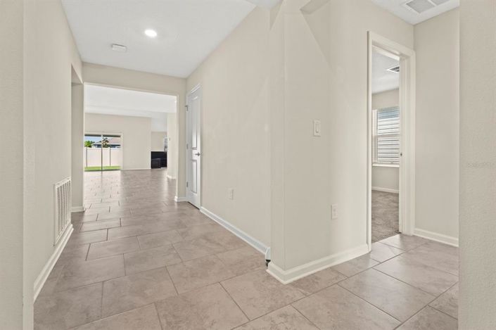 Image No.9-Propriété de 4 chambres à vendre à Kissimmee