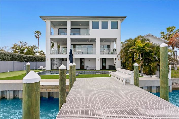 Image No.35-5 Bed Property for sale