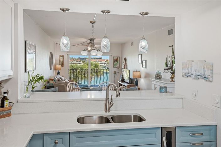 Image No.12-2 Bed Property for sale