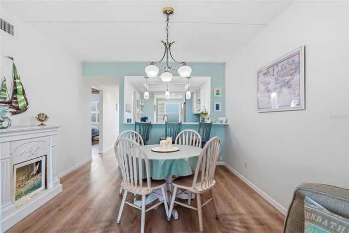 Image No.18-2 Bed Property for sale