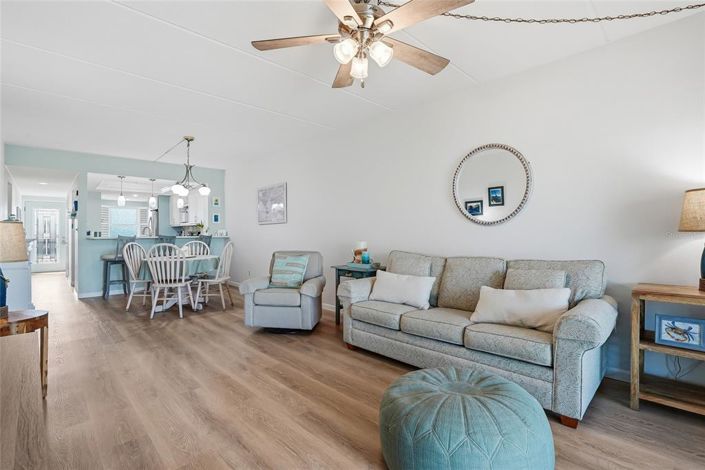 Image No.21-2 Bed Property for sale