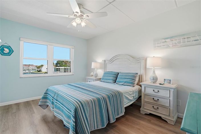 Image No.30-2 Bed Property for sale