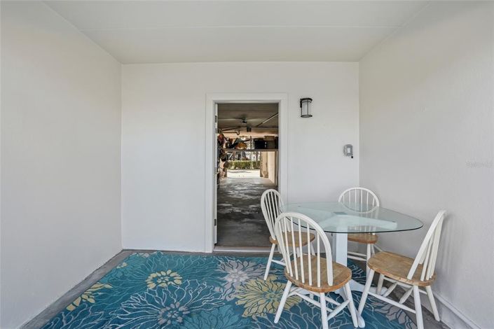 Image No.43-2 Bed Property for sale