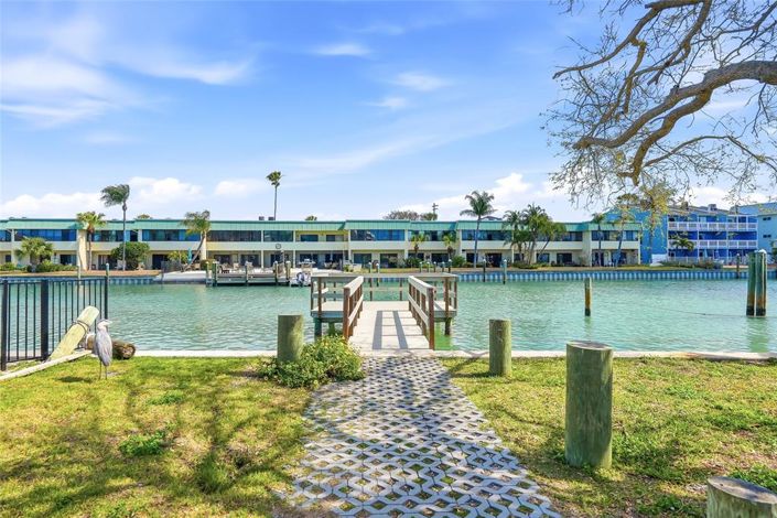 Image No.55-2 Bed Property for sale