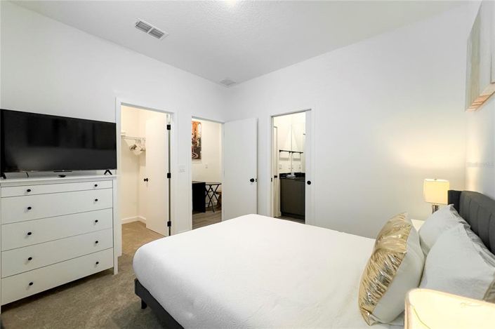 Image No.16-3 Bed Townhouse for sale