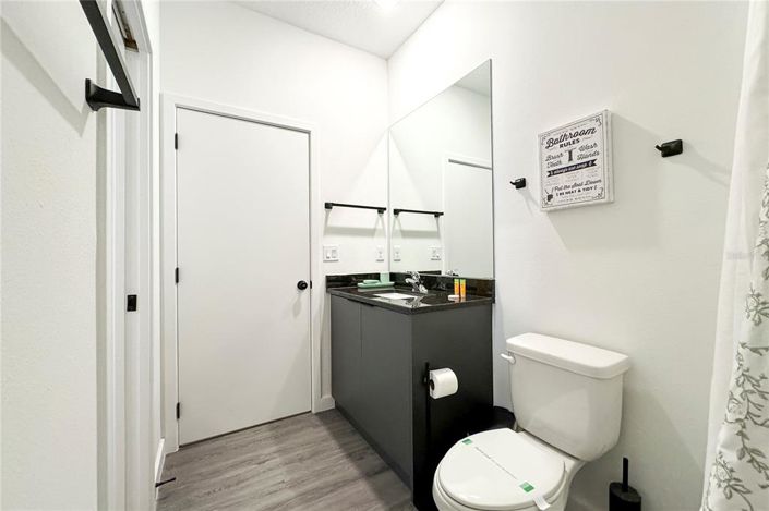 Image No.18-3 Bed Townhouse for sale