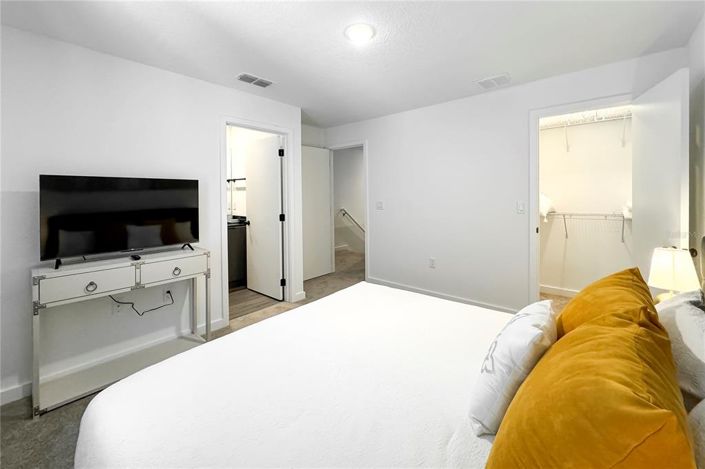 Image No.28-3 Bed Townhouse for sale