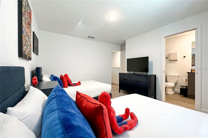 Image No.32-3 Bed Townhouse for sale