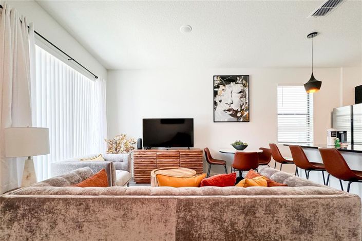 Image No.6-3 Bed Townhouse for sale