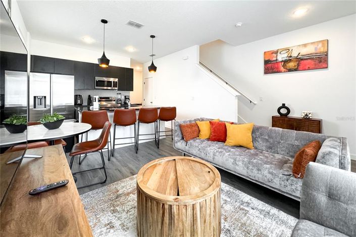 Image No.7-3 Bed Townhouse for sale