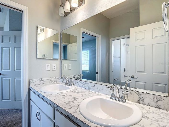 Image No.29-4 Bed Property for sale