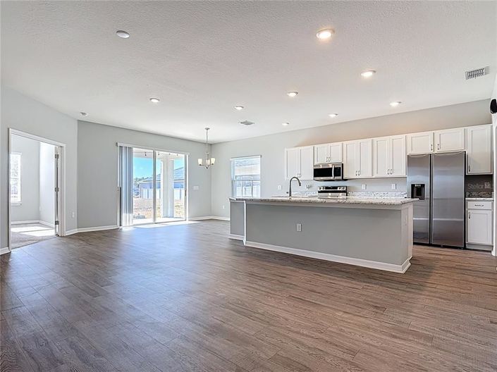 Image No.3-4 Bed Property for sale