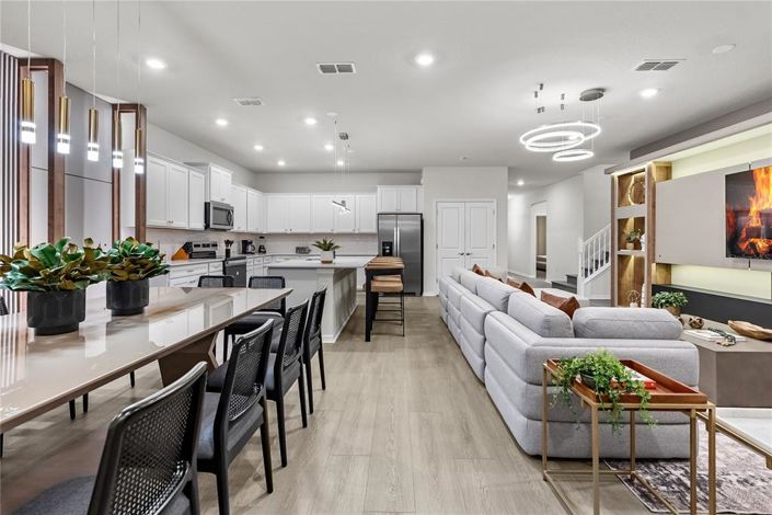 Image No.20-10 Bed Property for sale