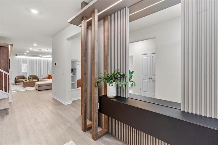 Image No.26-10 Bed Property for sale