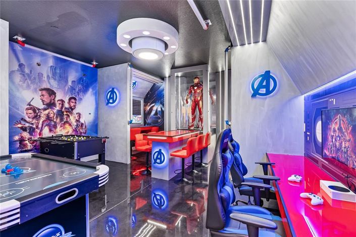 Image No.29-10 Bed Property for sale