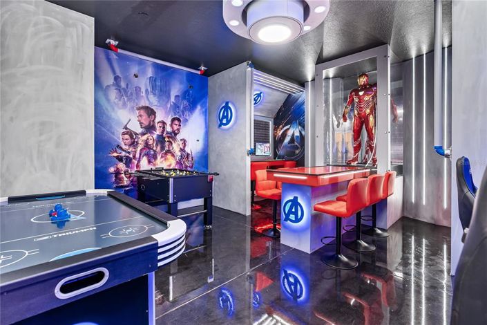 Image No.31-10 Bed Property for sale