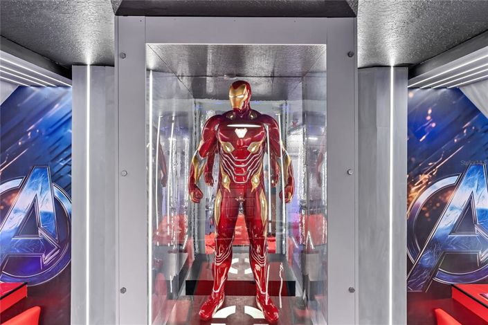 Image No.38-10 Bed Property for sale