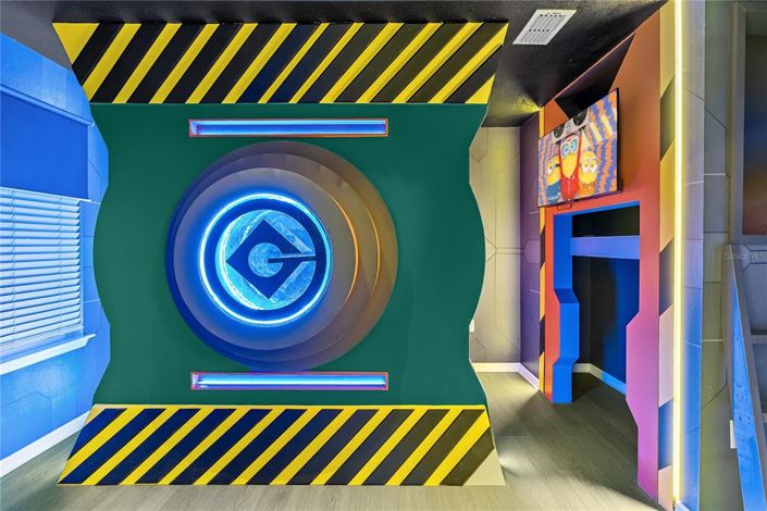 Image No.48-10 Bed Property for sale