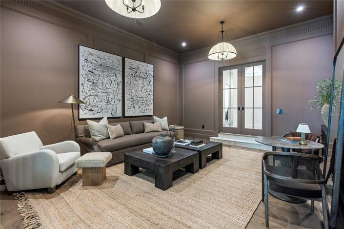 Image No.33-6 Bed Property for sale