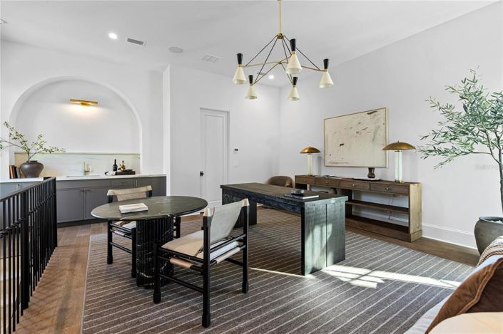 Image No.39-6 Bed Property for sale