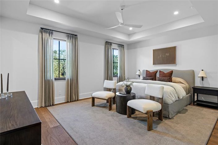 Image No.42-6 Bed Property for sale