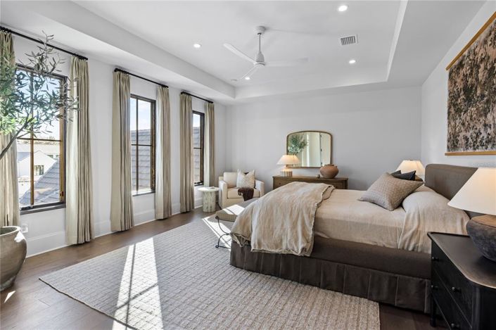 Image No.48-6 Bed Property for sale