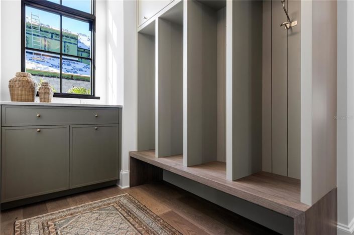 Image No.53-6 Bed Property for sale