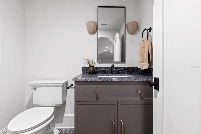 Image No.57-6 Bed Property for sale