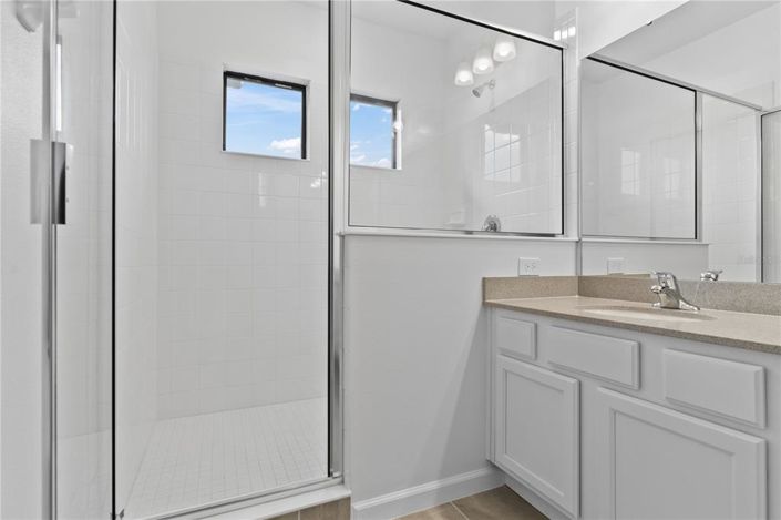 Image No.44-5 Bed Property for sale