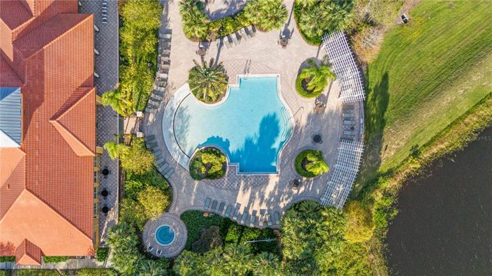 Image No.58-5 Bed Property for sale