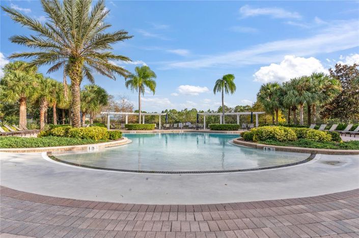 Image No.60-5 Bed Property for sale