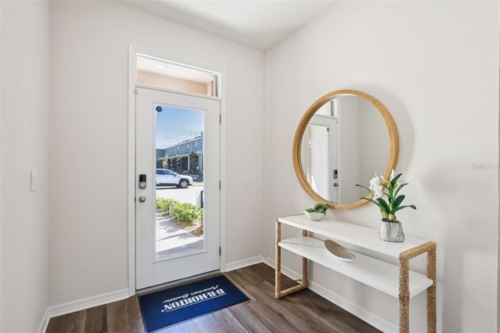 Image No.2-3 Bed Townhouse for sale