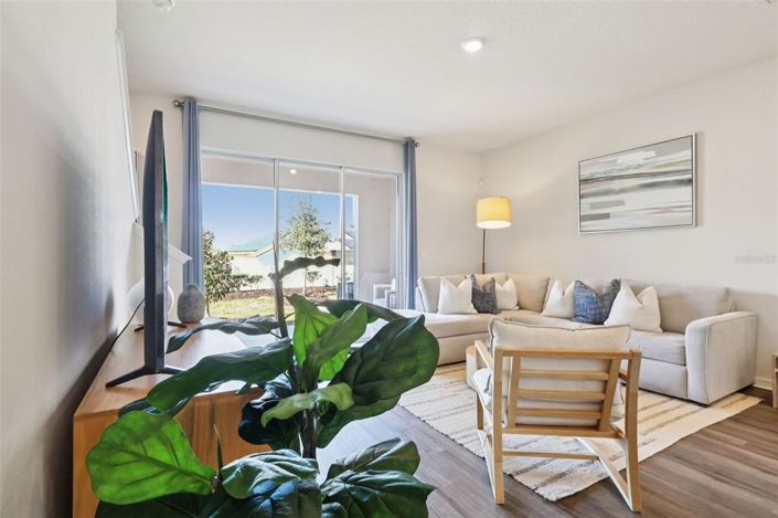 Image No.3-3 Bed Townhouse for sale