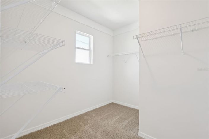 Image No.33-5 Bed Property for sale