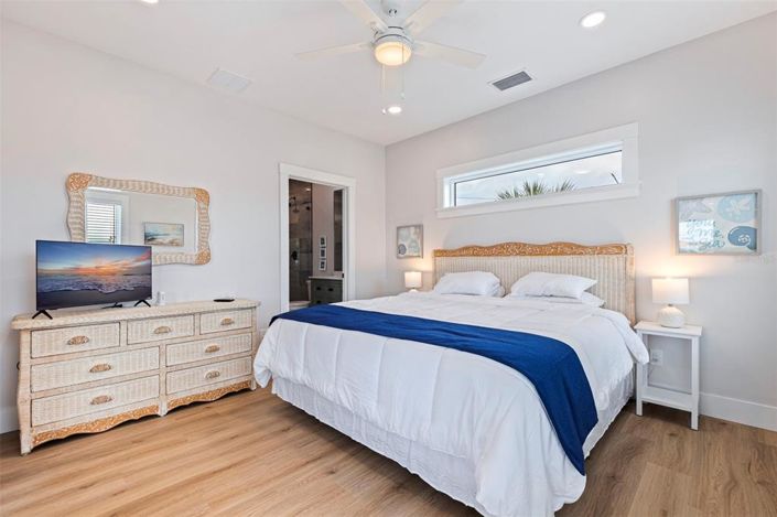 Image No.19-4 Bed Property for sale