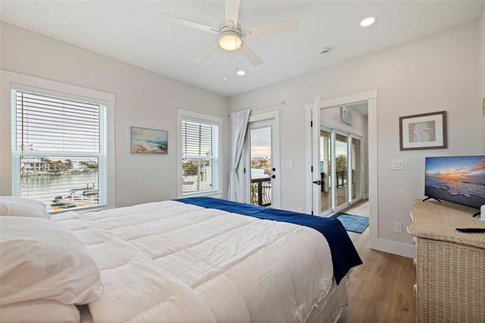 Image No.20-4 Bed Property for sale