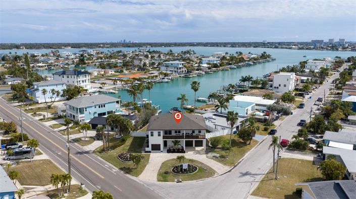 Image No.39-4 Bed Property for sale